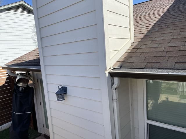 Gutter corner elbow detail